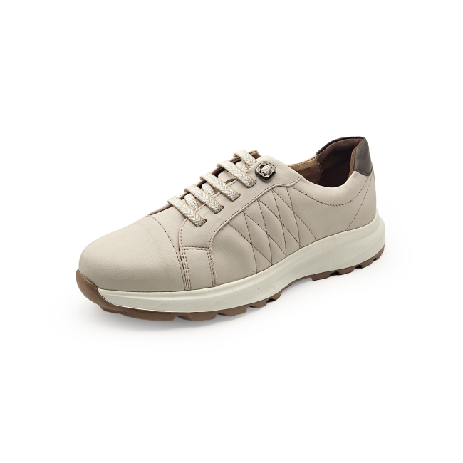 http://kumkangshoe.com/Images/product_images/0101/LAUOXC6263MF9_1_0650.jpg