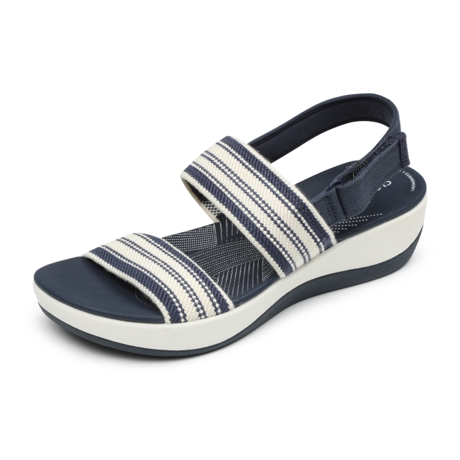 http://kumkangshoe.com/Images/product_images/0102/CLASAC6407WE2_1_0650.jpg