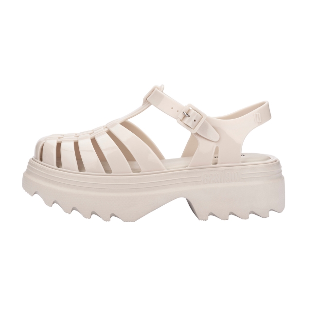 http://kumkangshoe.com/Images/product_images/0102/CLASAC6412WMELE8_1_0650.jpg