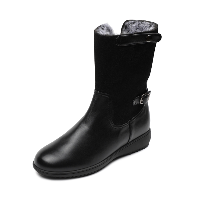http://kumkangshoe.com/Images/product_images/0102/LANBOC6912WK1X1_1_0650.jpg