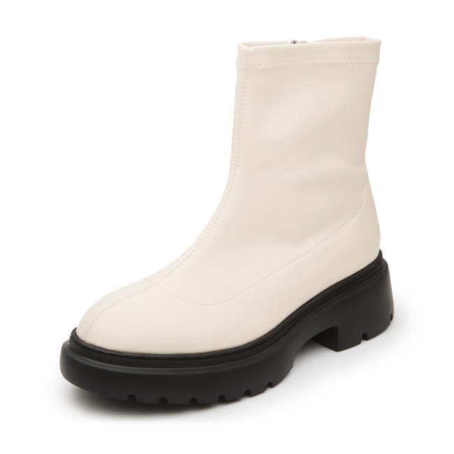 http://kumkangshoe.com/Images/product_images/0102/RICBOC3855WFAIE9_1_0650.jpg