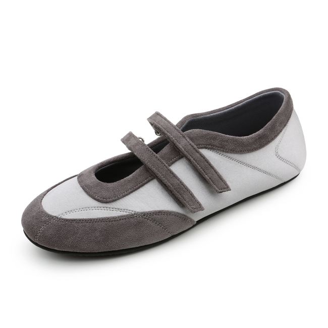 http://kumkangshoe.com/Images/product_images/0102/RICOXC5751WFREF7_1_0650.jpg