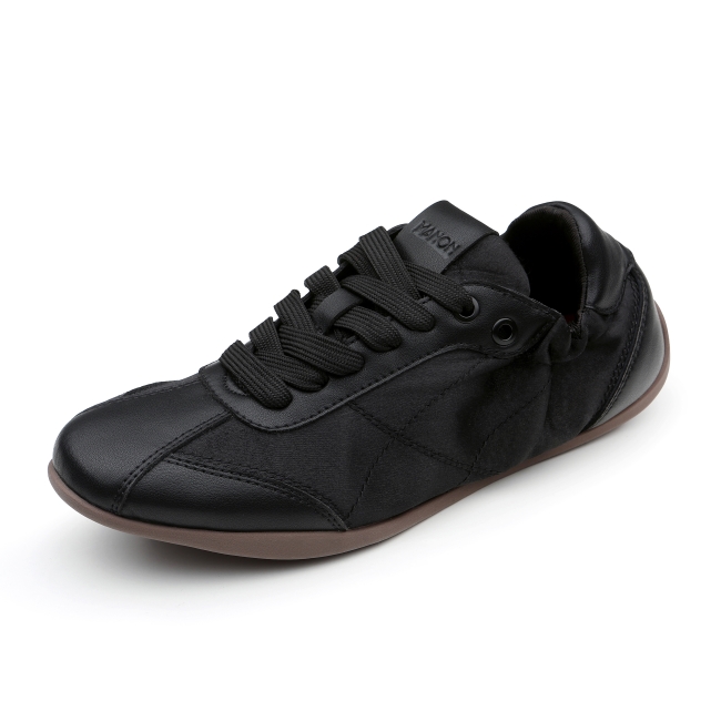http://kumkangshoe.com/Images/product_images/0102/RICOXC6060WFREE1_1_0650.jpg