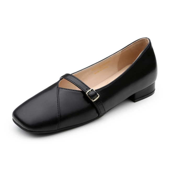 http://kumkangshoe.com/Images/product_images/0102/RICPUC5767WFAIK1_1_0650.jpg
