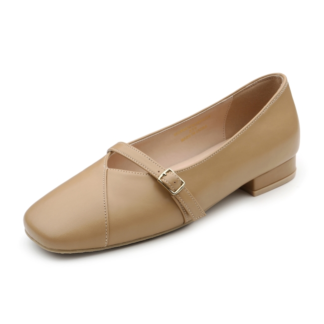 http://kumkangshoe.com/Images/product_images/0102/RICPUC5767WFAIK8_1_0650.jpg