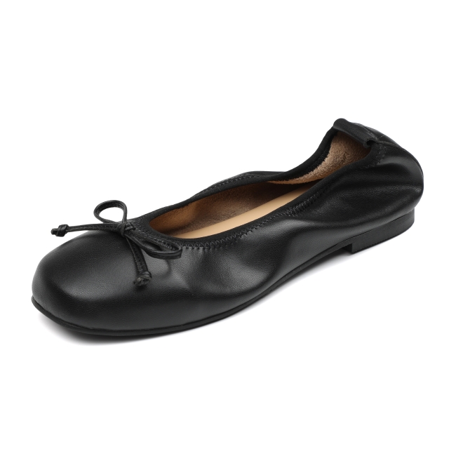 http://kumkangshoe.com/Images/product_images/0102/RICPUC6012WFAIF1_1_0650.jpg