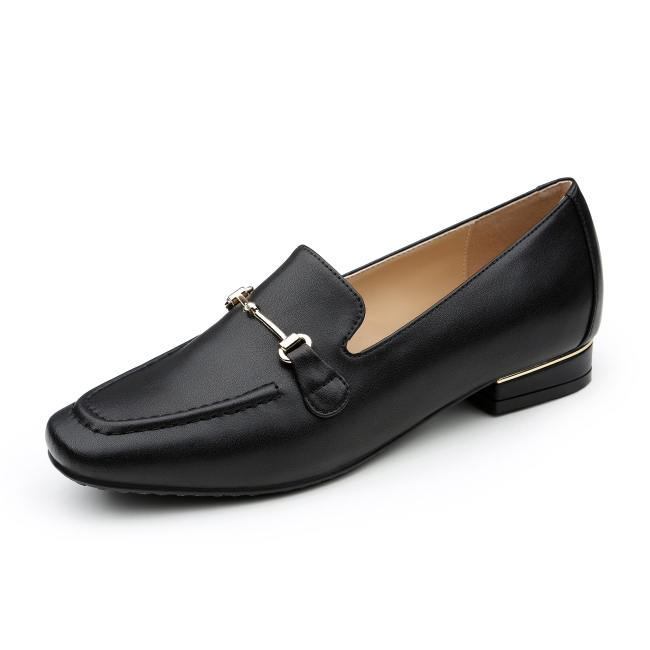http://kumkangshoe.com/Images/product_images/0102/RICPUC6622WFAIF1_1_0650.jpg