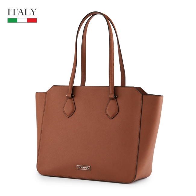 http://kumkangshoe.com/Images/product_images/0203/BAGSH6302WCRMF3_1_0650.jpg